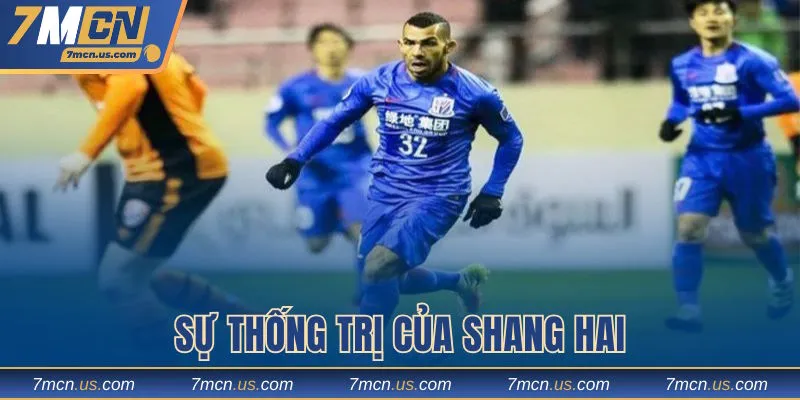 Gã khổng lồ tại giải đấu CSL